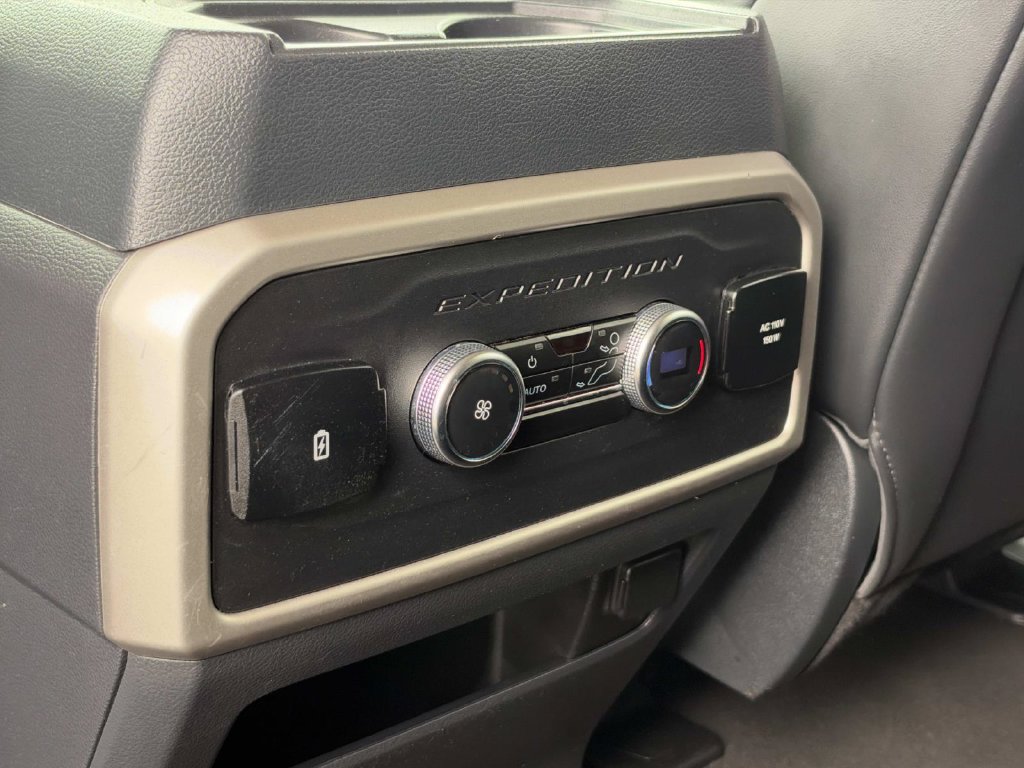 Certified 2024 Ford Expedition Max XLT RWD image 18
