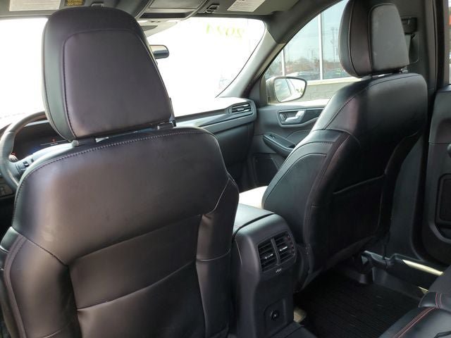 Certified 2024 Ford Escape ST-Line w/ Tech Pack #1 AWD/4WD image 25
