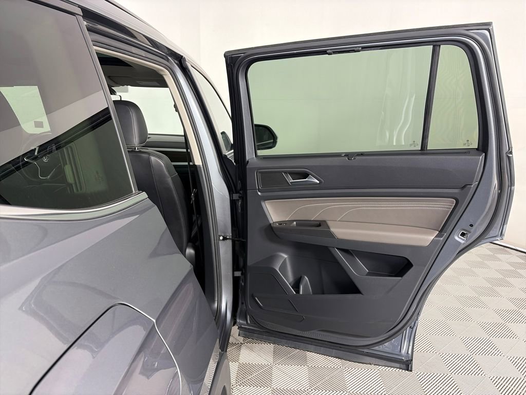 Used 2022 Volkswagen Atlas SE image 28