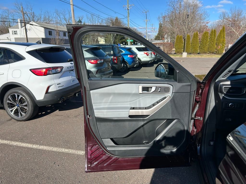 Certified 2023 Ford Explorer XLT w/ Equipment Group 202A image 13