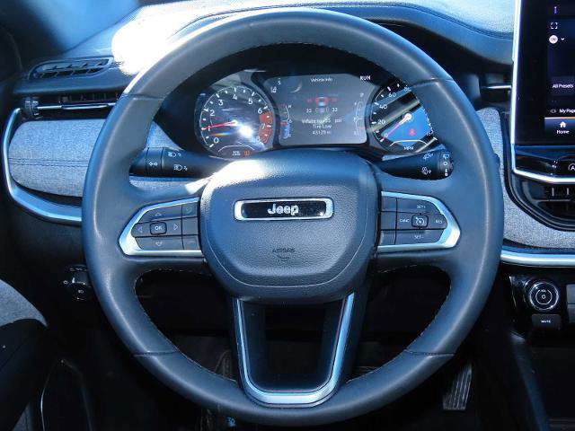Used 2024 Jeep Compass Latitude image 28
