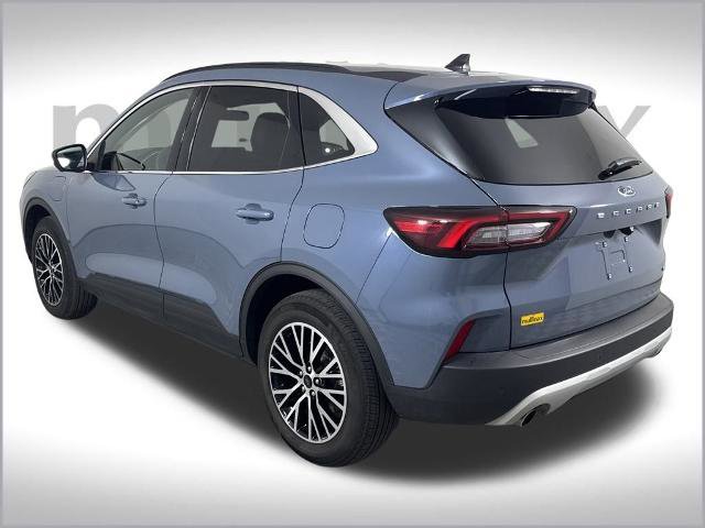 Certified 2025 Ford Escape SE w/ PHEV Premium Package image 11