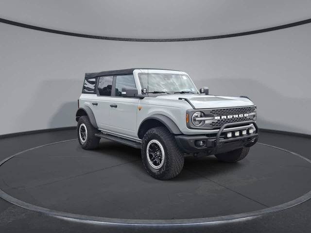 Certified 2022 Ford Bronco Badlands AWD/4WD image 2