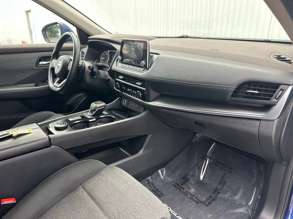 Used 2023 Nissan Rogue SV AWD/4WD image 33