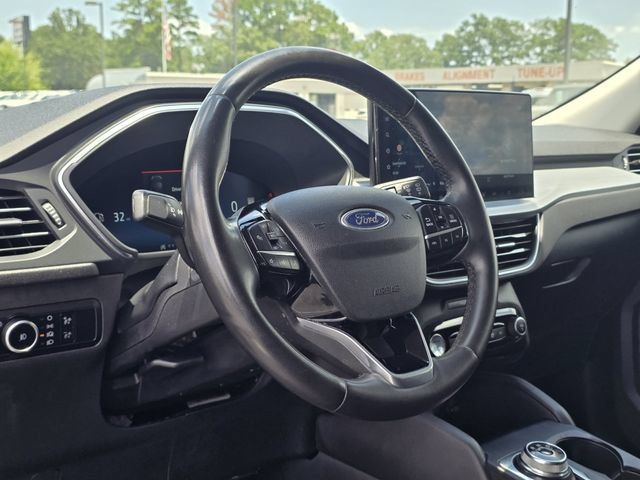 Certified 2023 Ford Escape Platinum w/ Premium Technology Package AWD/4WD image 24