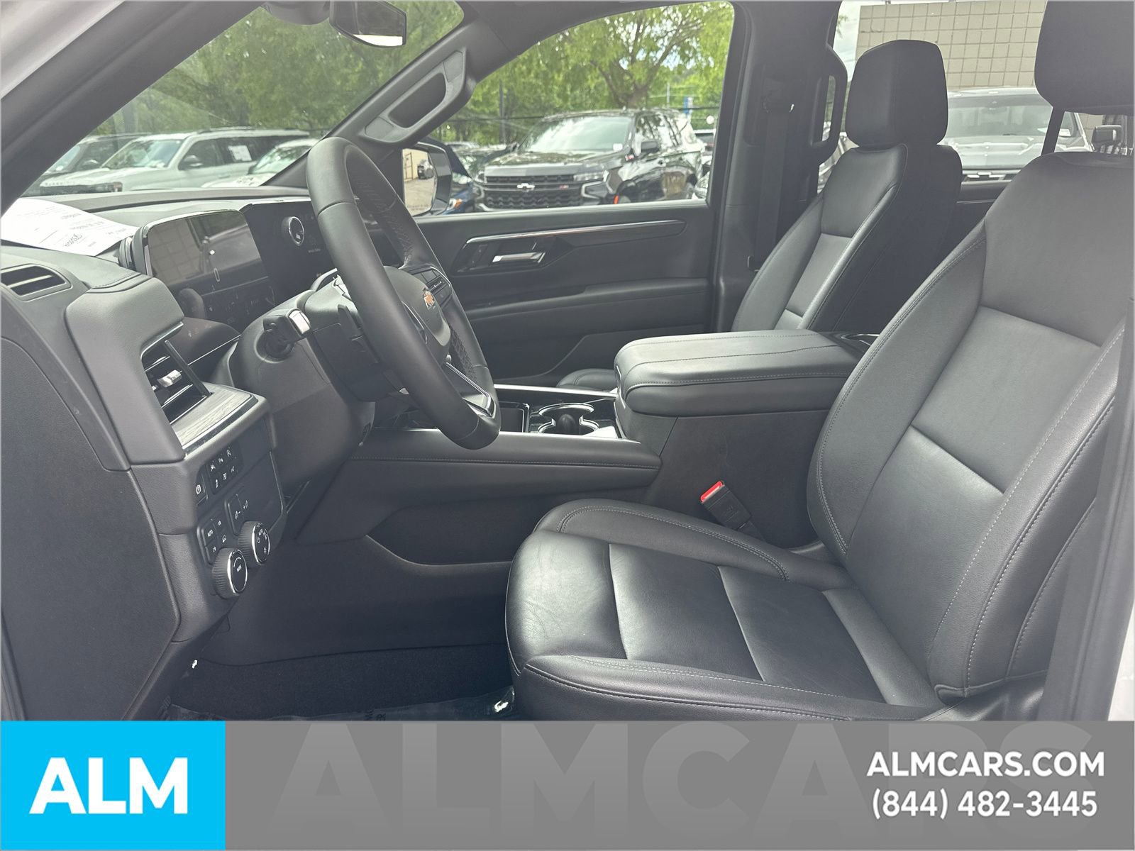 Used 2025 Chevrolet Tahoe LT AWD/4WD image 10
