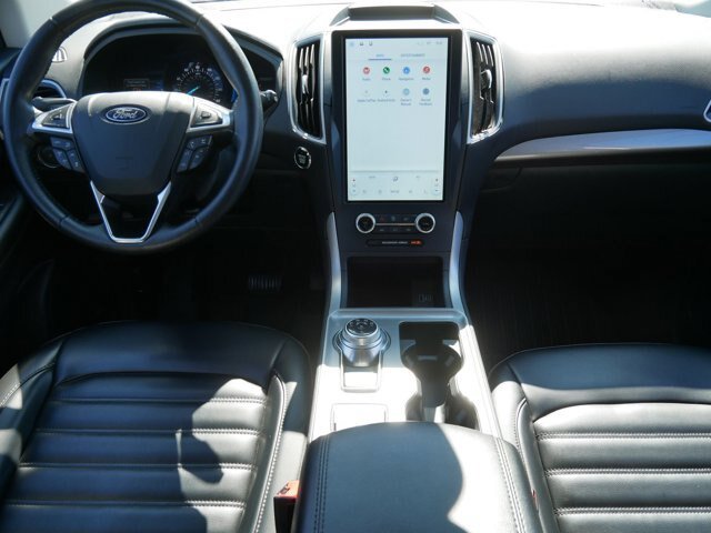 Certified 2024 Ford Edge SEL w/ Convenience Package AWD/4WD image 16