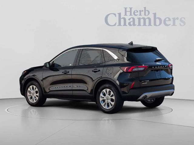 Certified 2024 Ford Escape Active AWD/4WD image 3