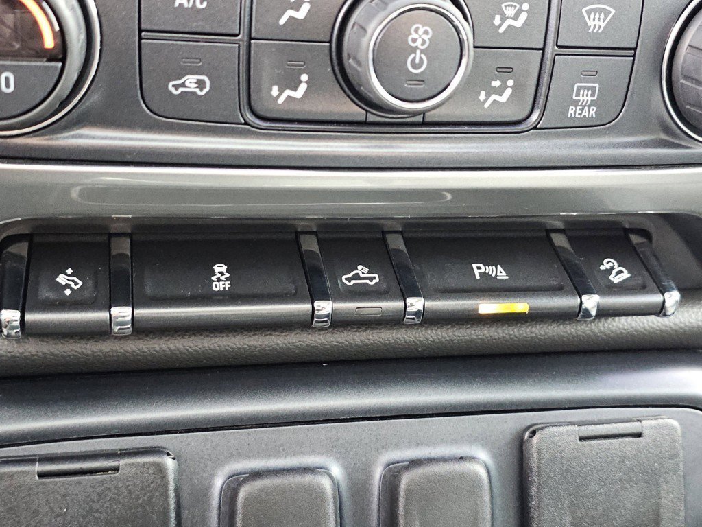 Used 2017 Chevrolet Silverado 1500 LTZ Z71 w/ LTZ Plus Package image 12