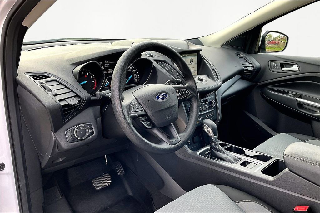 Certified 2019 Ford Escape SE image 14