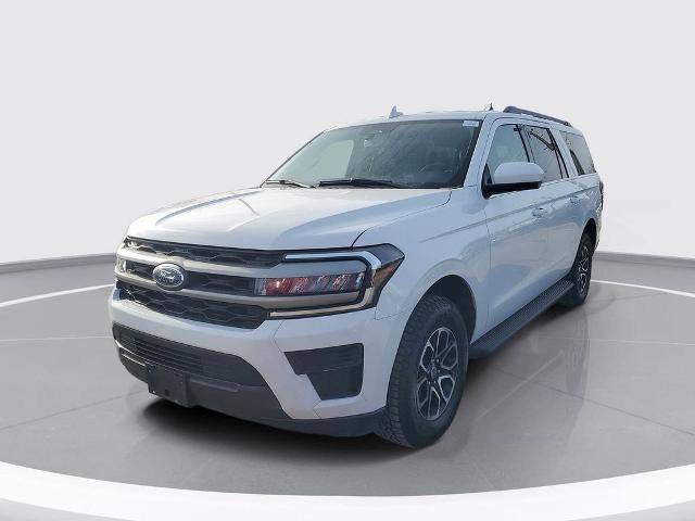 Certified 2024 Ford Expedition Max XLT image 4