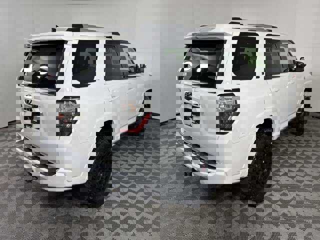 Used 2021 Toyota 4Runner SR5 Premium w/ Moonroof Package image 4