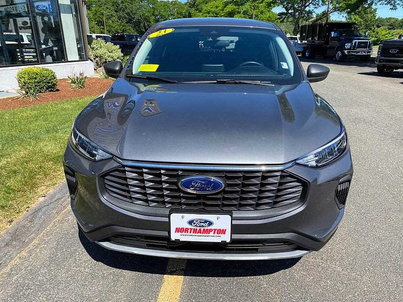 Certified 2023 Ford Escape Active AWD/4WD image 2