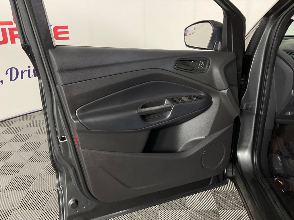 Certified 2019 Ford Escape S FWD image 12