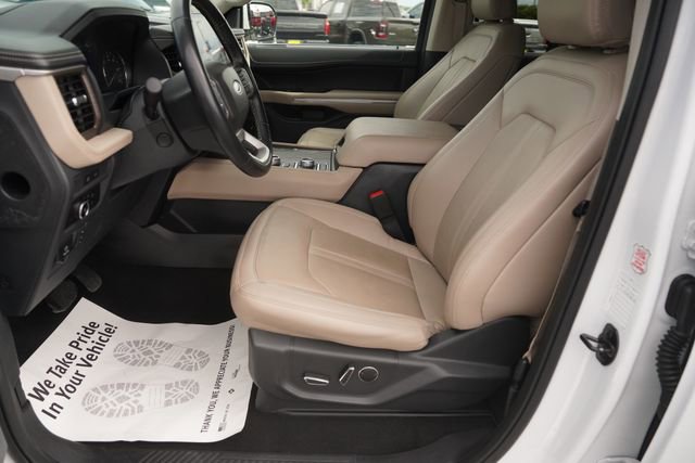 Certified 2024 Ford Expedition Max Limited AWD/4WD image 9
