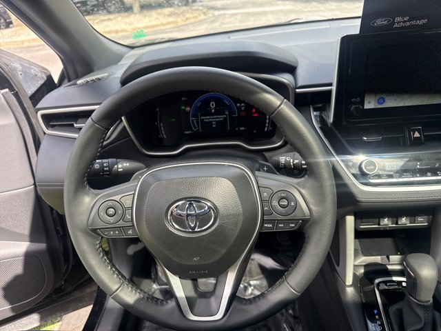 Used 2025 Toyota Corolla Cross AWD Hybrid w/ Convenience Package image 23