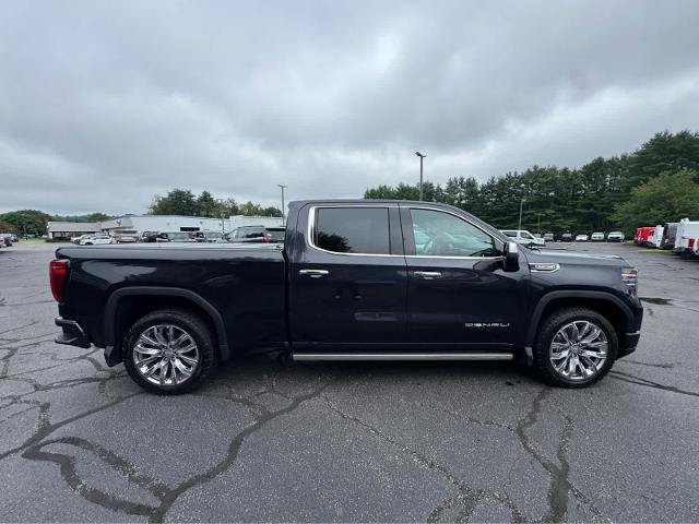 Used 2024 GMC Sierra 1500 Denali w/ Denali Reserve Package AWD/4WD image 7