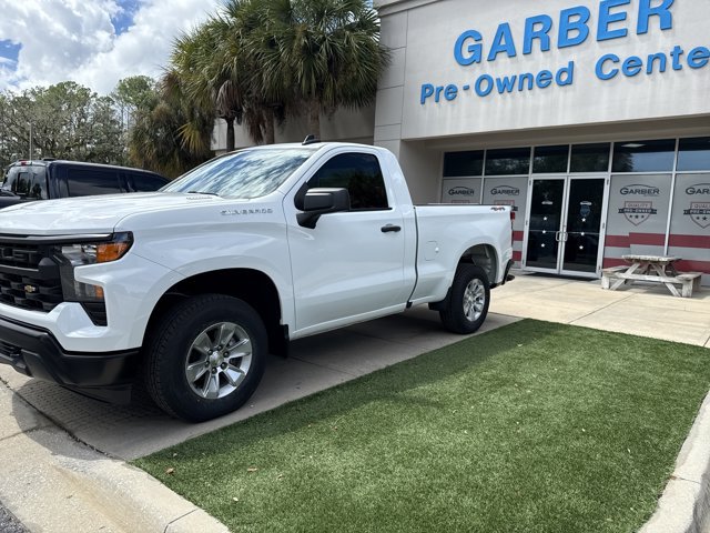 Used 2025 Chevrolet Silverado 1500 W/T w/ Trailering Package AWD/4WD image 6