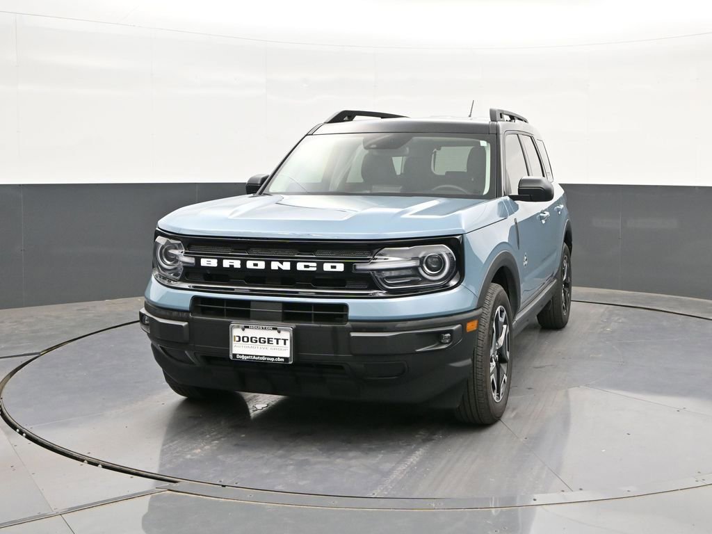 Certified 2023 Ford Bronco Sport Outer Banks w/ Tech Package AWD/4WD image 27