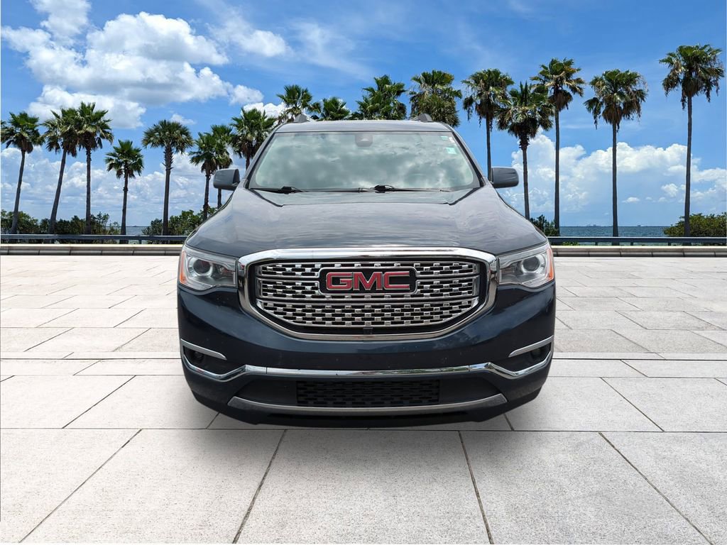 Used 2018 GMC Acadia Denali w/ Technology Package FWD image 2