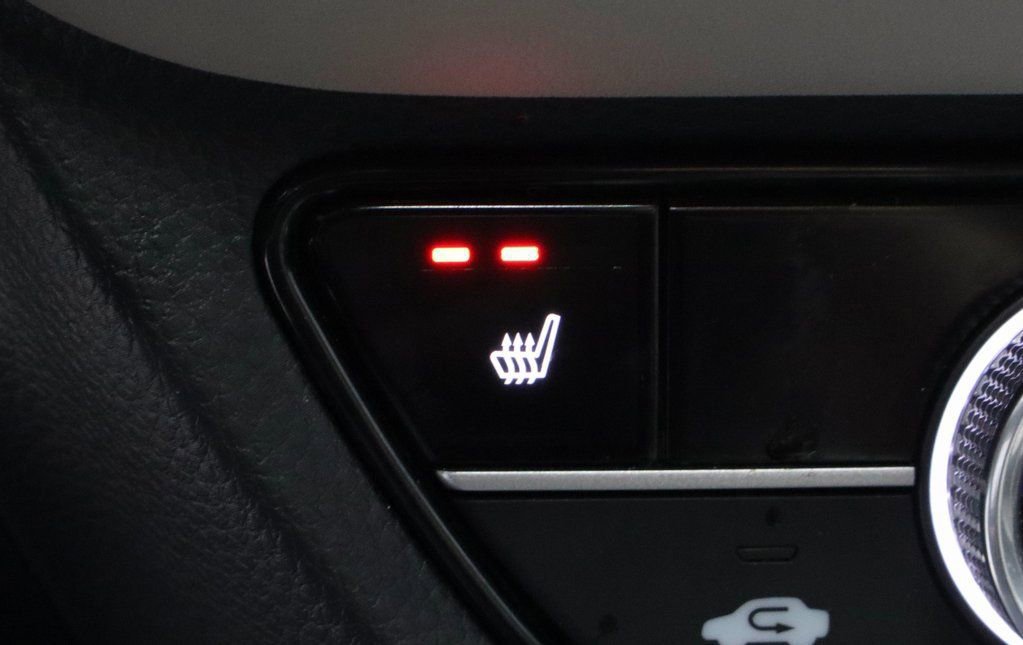 Used 2024 Honda HR-V EX-L image 11