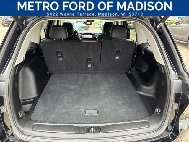 Used 2023 Jeep Grand Cherokee Limited AWD/4WD image 36
