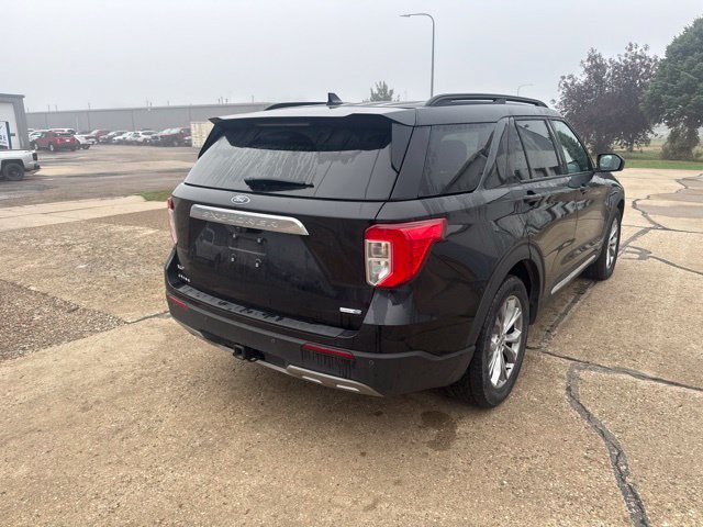 Certified 2020 Ford Explorer XLT w/ Equipment Group 202A AWD/4WD image 12