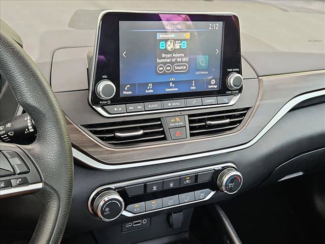 Used 2024 Nissan Altima 2.5 SV FWD image 14