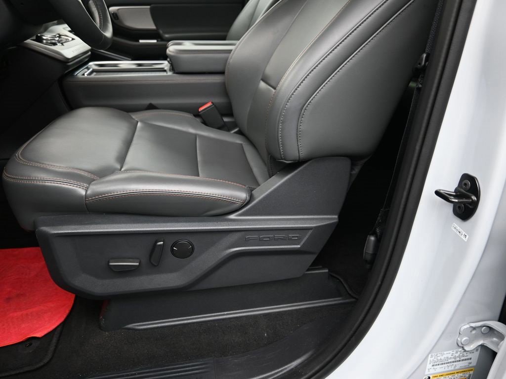 Certified 2025 Ford Expedition Max Active image 30