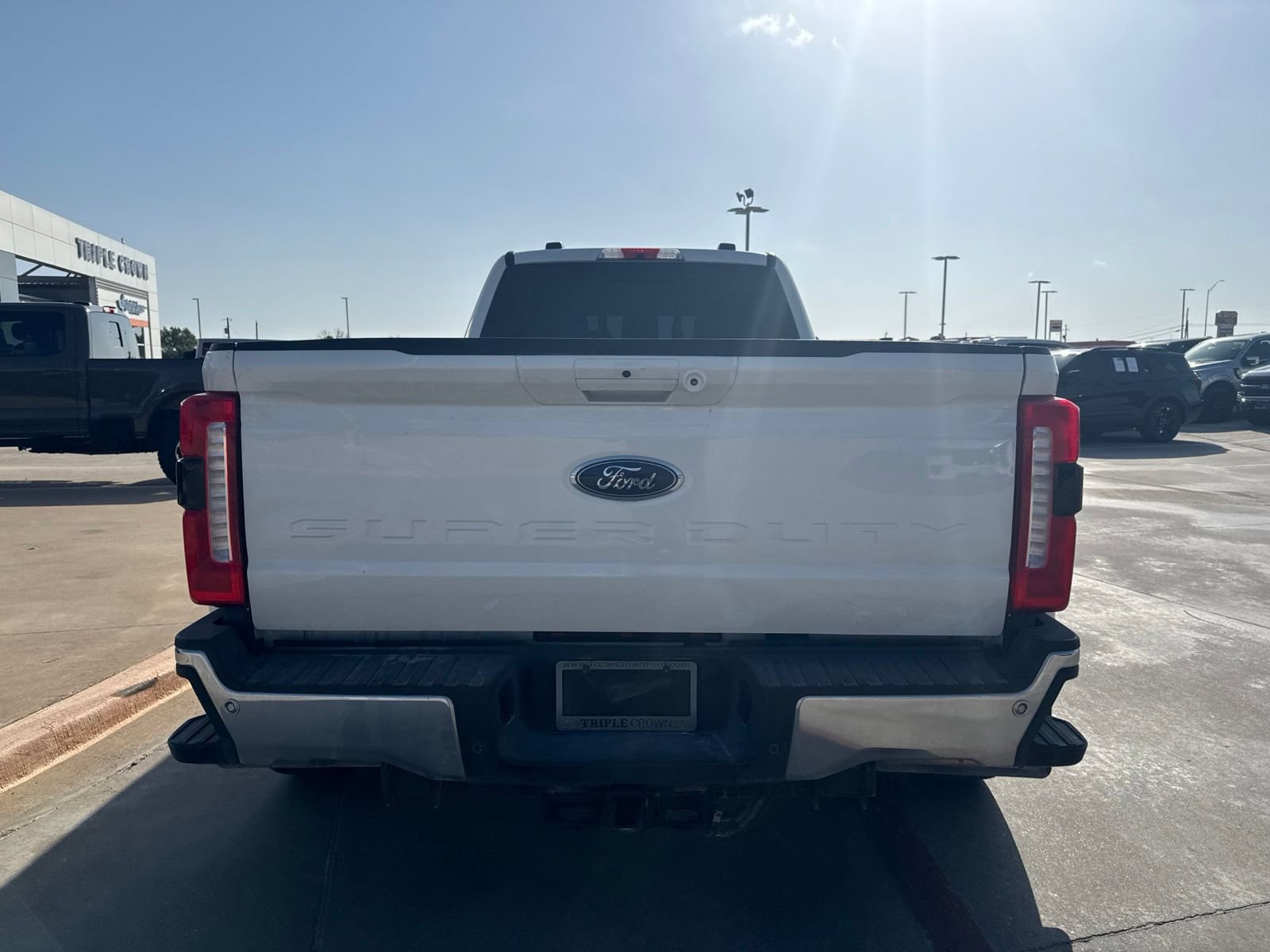 Certified 2025 Ford F350 Lariat w/ Lariat Ultimate Package AWD/4WD image 4