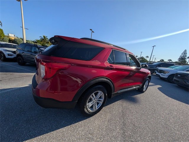 Certified 2023 Ford Explorer XLT w/ Equipment Group 202A image 4