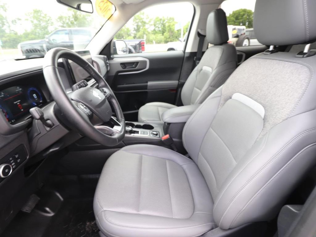 Certified 2025 Ford Bronco Sport Badlands AWD/4WD image 8