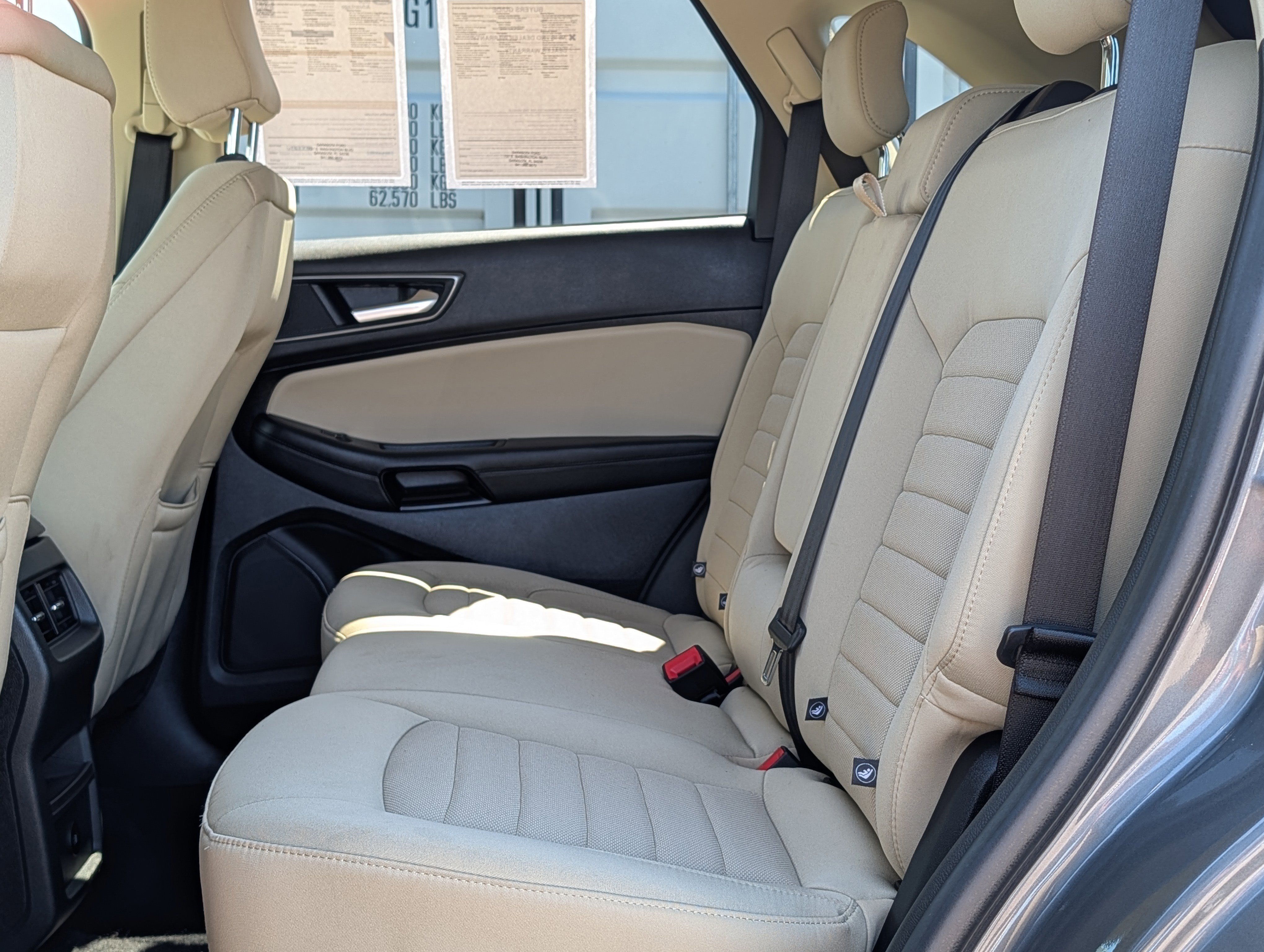 Certified 2024 Ford Edge SE image 14