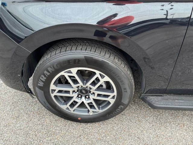 Certified 2025 Ford Expedition Active RWD image 53