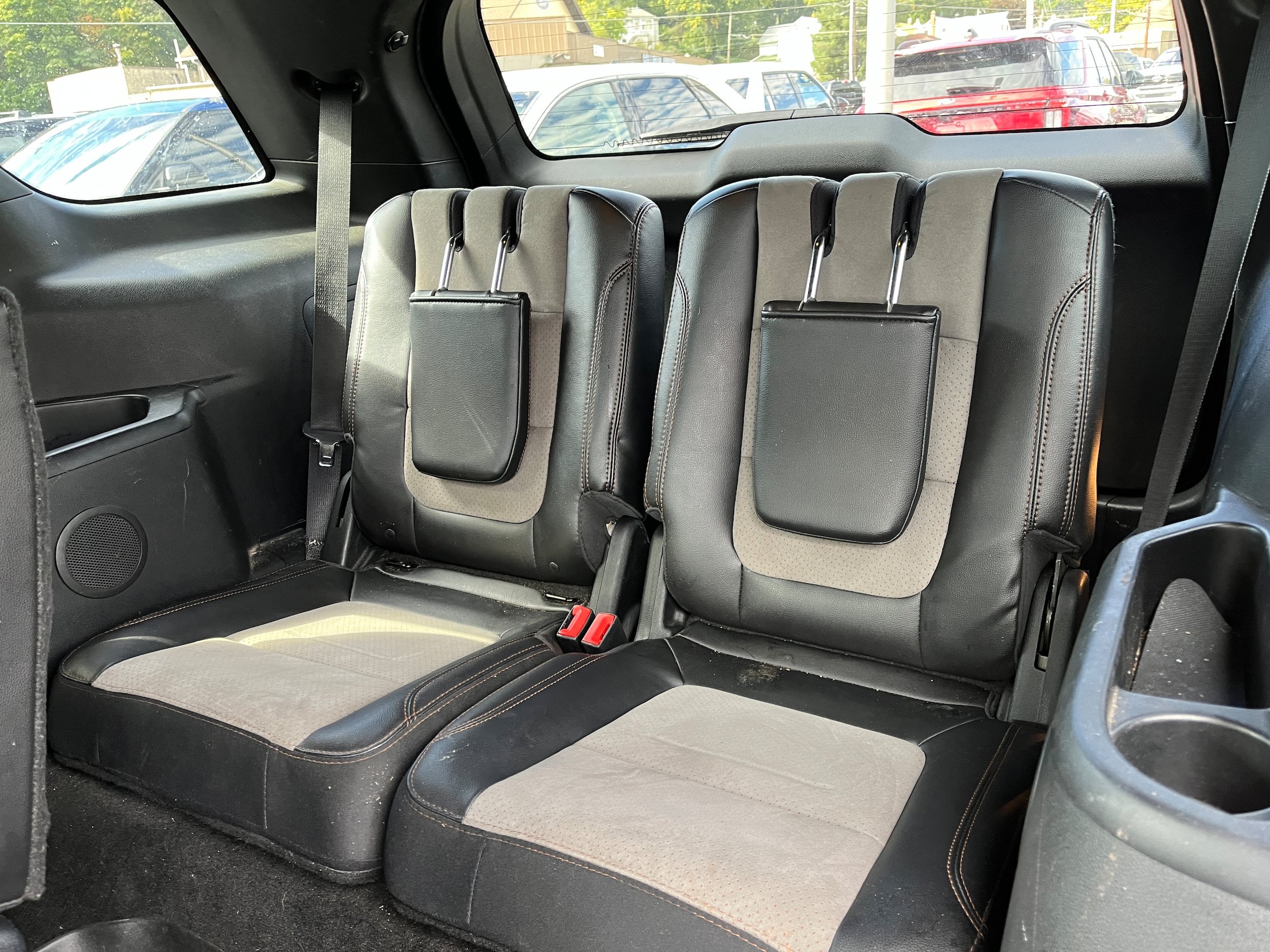 Certified 2017 Ford Explorer XLT w/ XLT Technology Feature Bundle AWD/4WD image 13