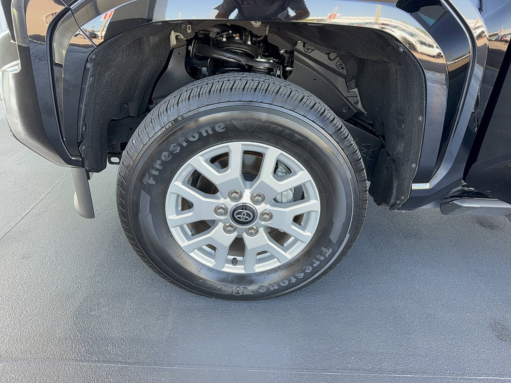 Used 2026 Toyota Tacoma SR5 AWD/4WD image 31