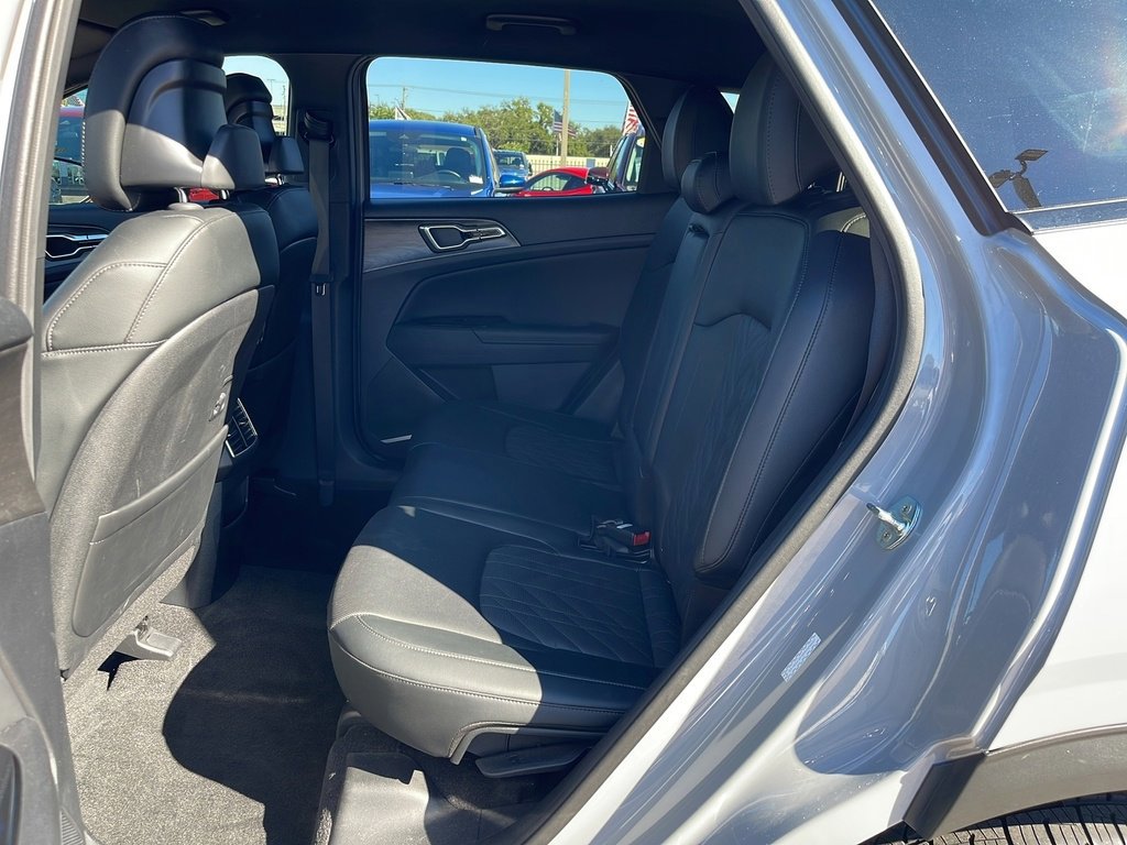 Used 2023 Kia Sportage X-Line image 12