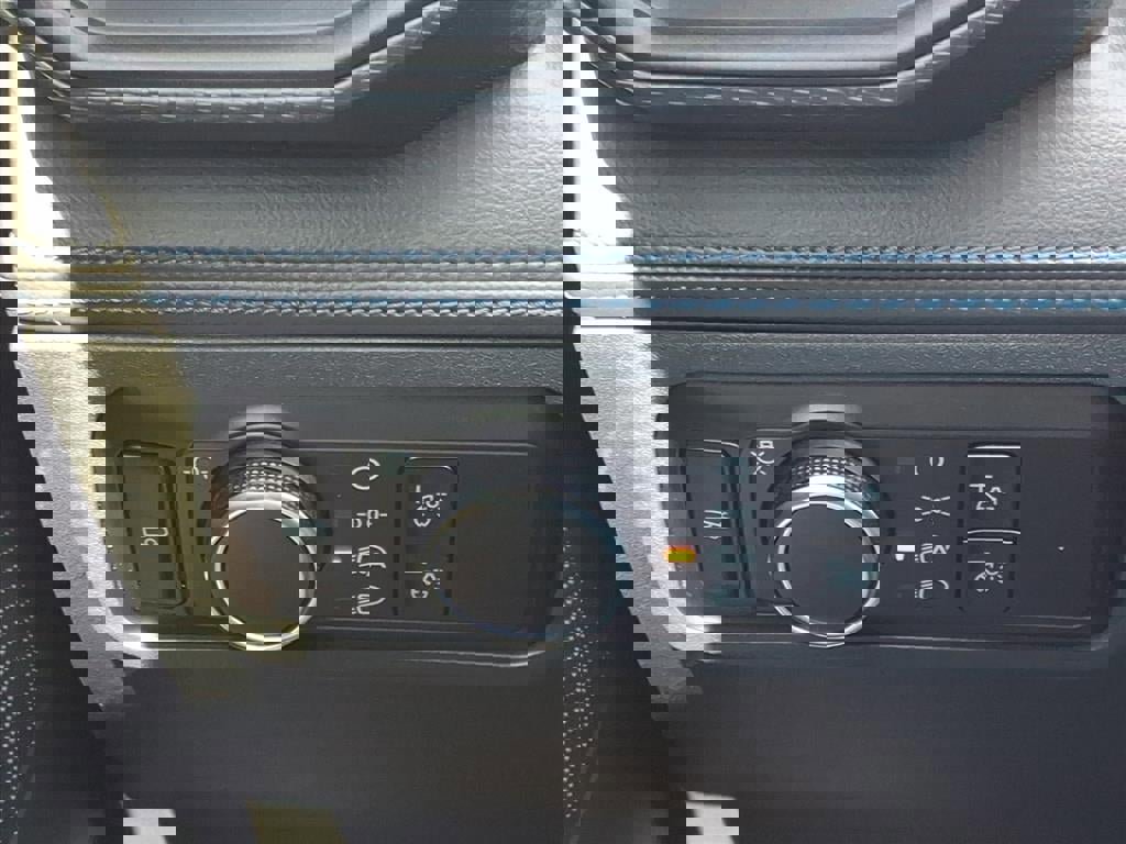 Certified 2025 Ford Mustang Dark Horse image 28