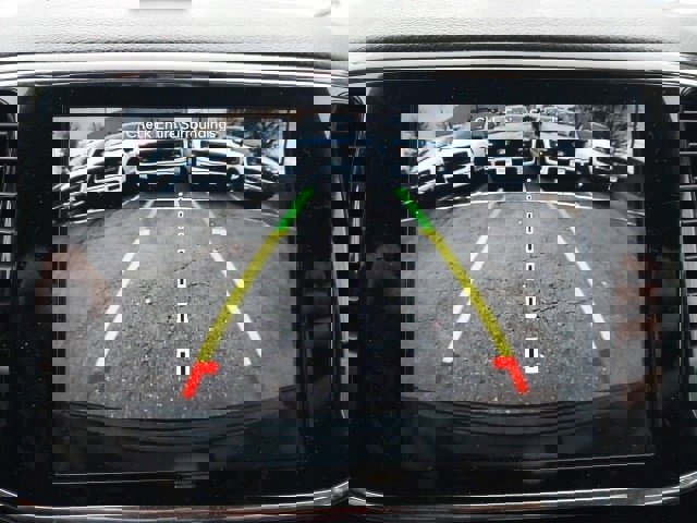 Used 2019 Jeep Grand Cherokee Laredo image 21