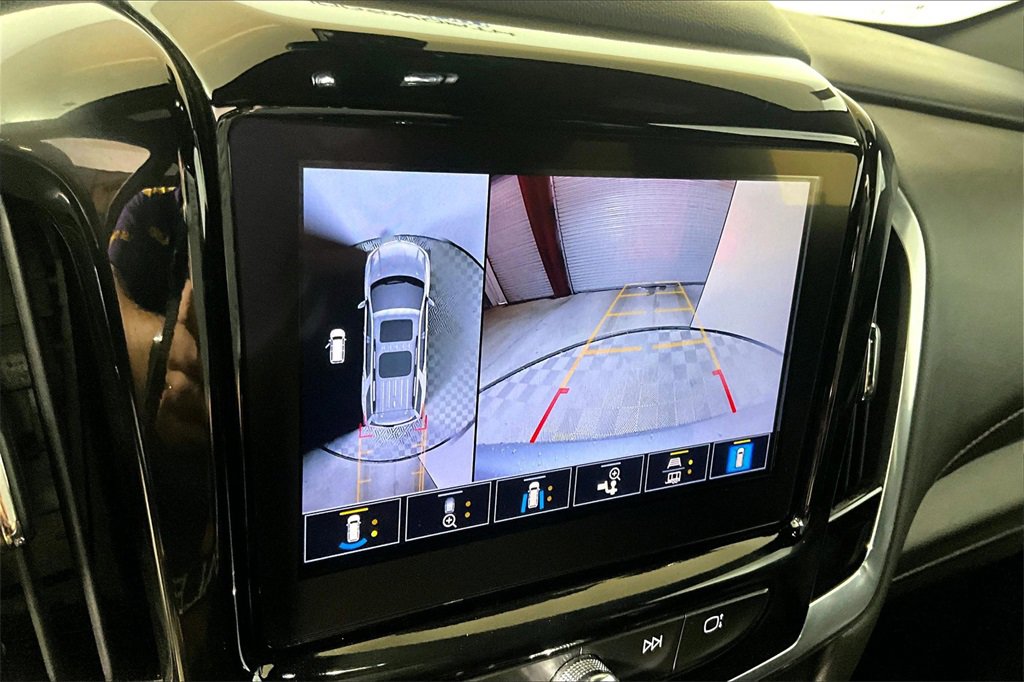 Used 2023 Chevrolet Traverse RS w/ LPO, Floor Liner Package image 18