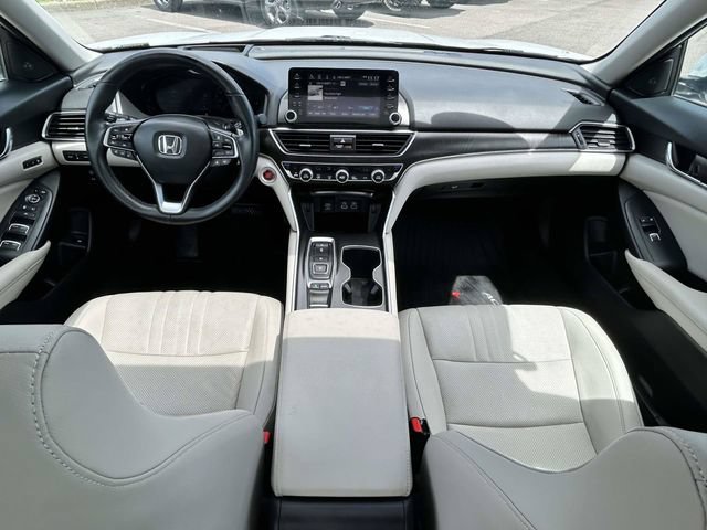 Used 2022 Honda Accord Touring image 11