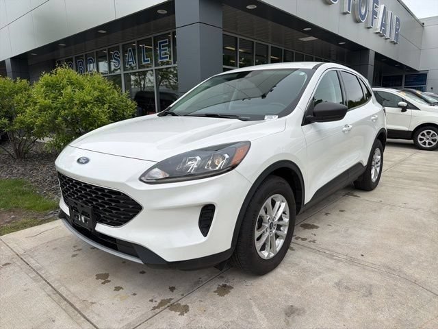 Certified 2022 Ford Escape SE w/ Cold Weather Package AWD/4WD image 5