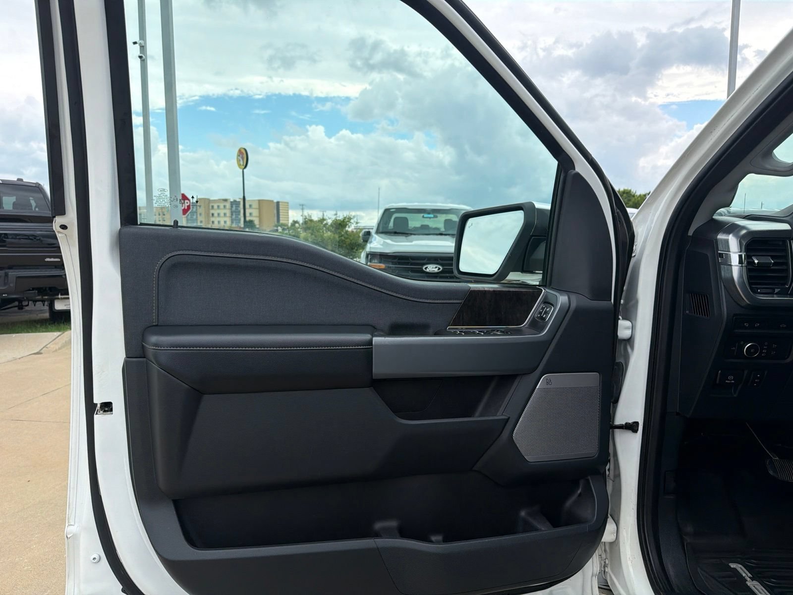 Certified 2021 Ford F150 Lariat AWD/4WD image 14