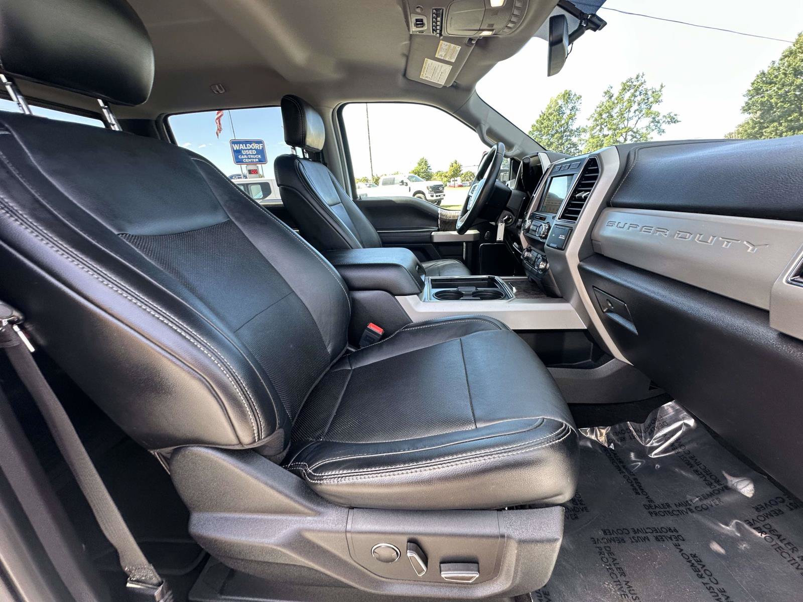 Certified 2019 Ford F250 Lariat w/ Chrome Package AWD/4WD image 23