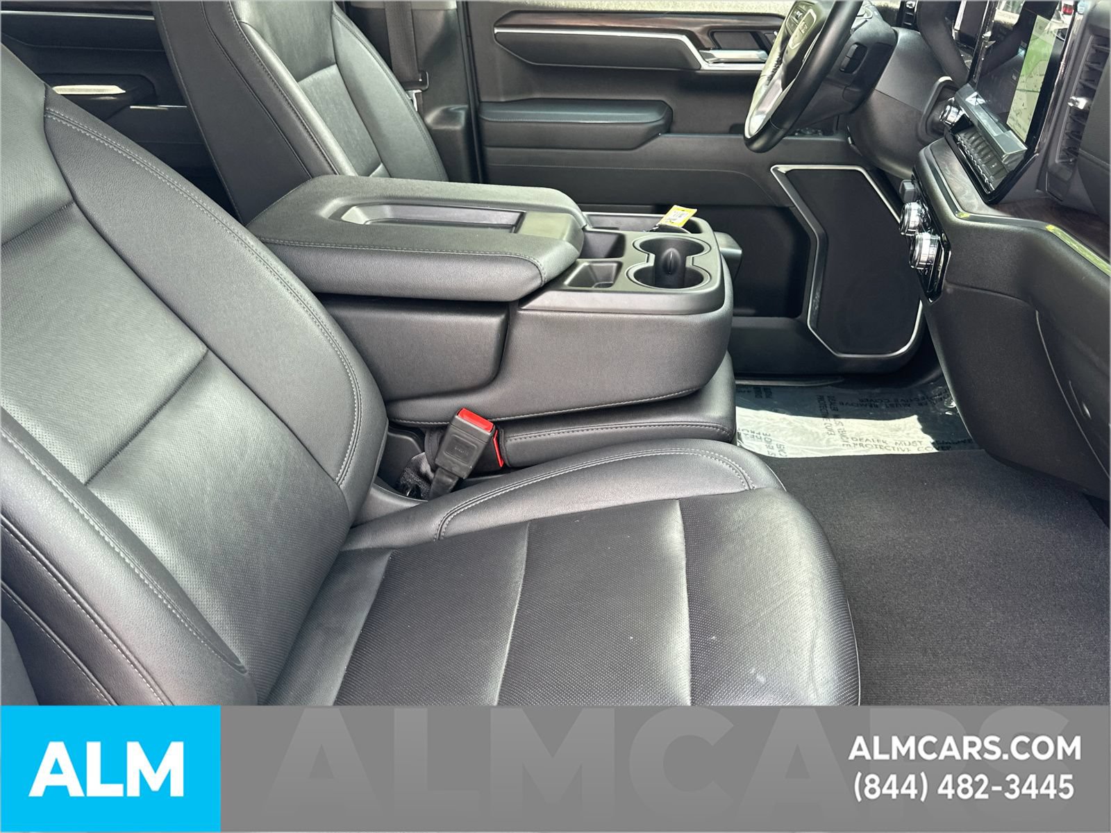 Used 2025 GMC Sierra 1500 SLT RWD image 15