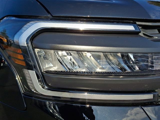 Certified 2024 Ford Expedition Max XLT image 9