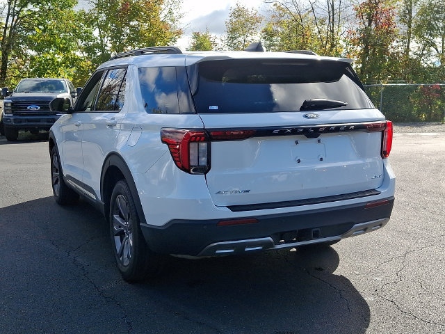 Certified 2025 Ford Explorer Active w/ Active Comfort Package AWD/4WD image 10