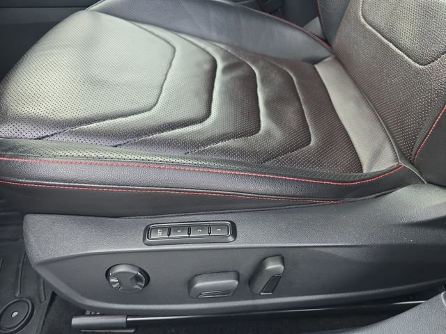 Used 2023 Volkswagen Jetta GLI Autobahn image 12