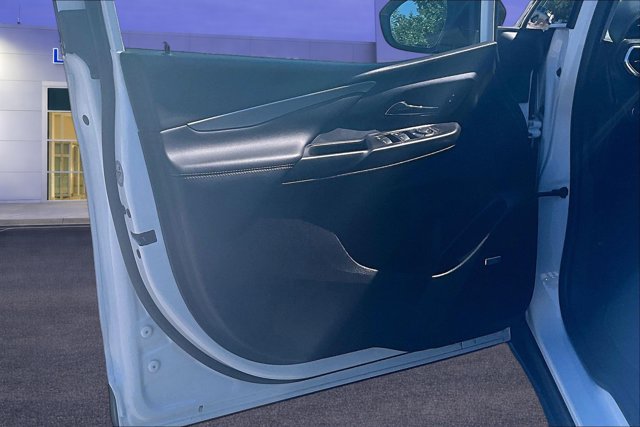 Used 2023 Chevrolet Bolt LT w/ Infotainment Package FWD image 20