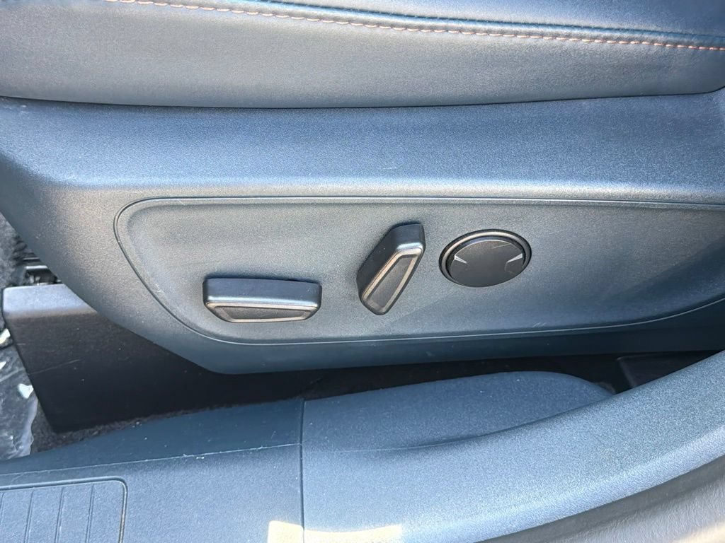 Certified 2024 Ford Maverick Lariat FWD image 23